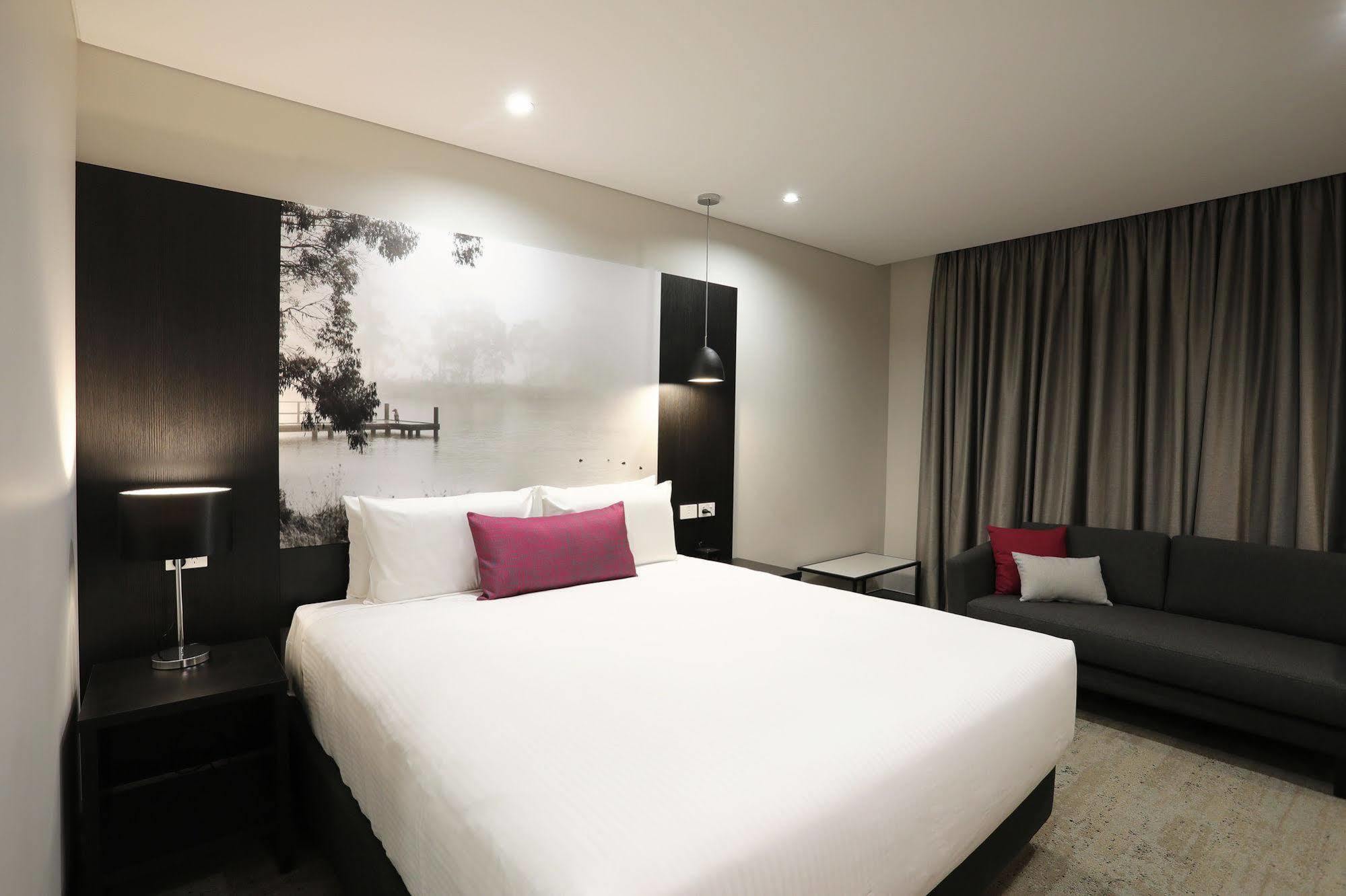 Mercure טאמוורת' מראה חיצוני תמונה