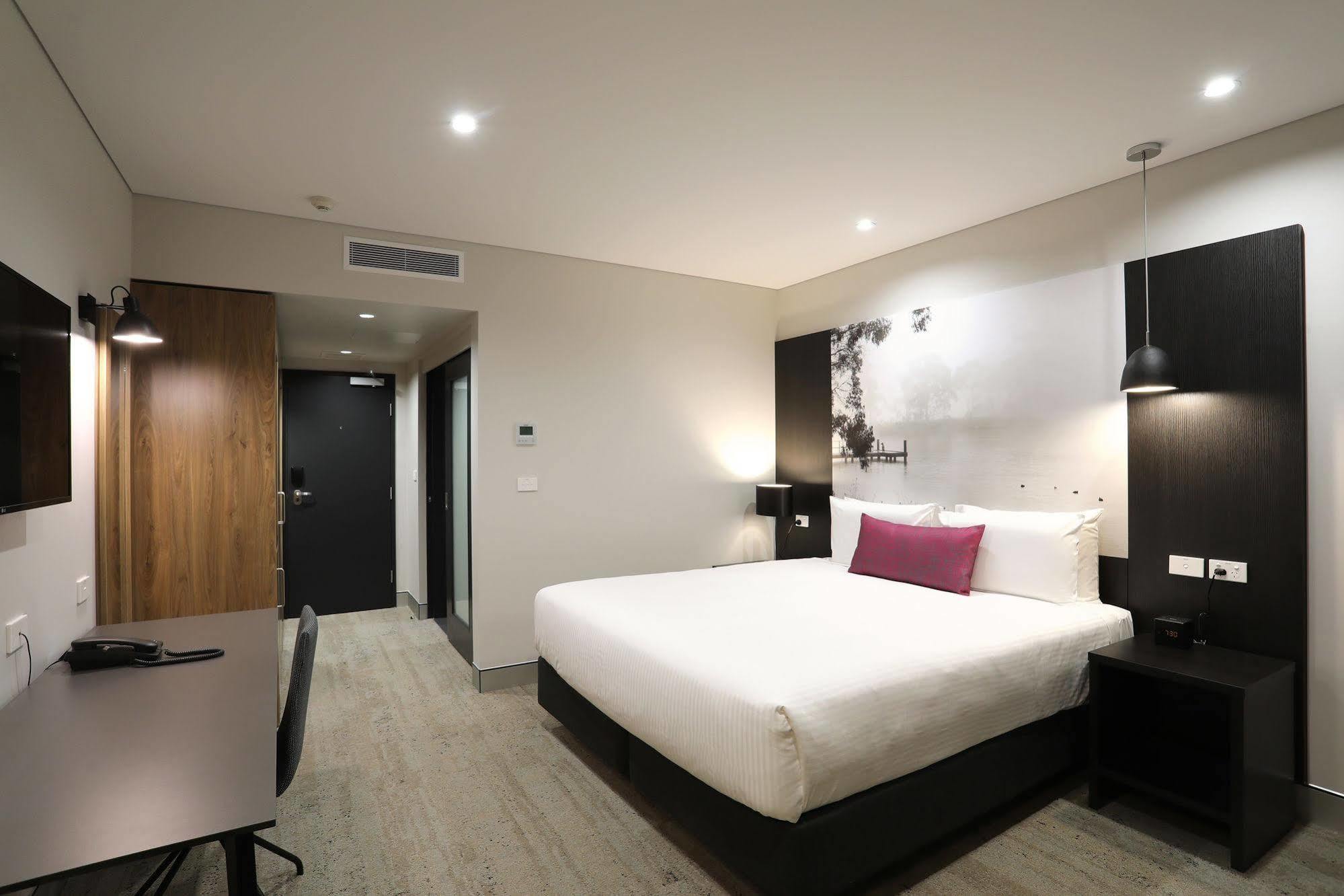 Mercure טאמוורת' מראה חיצוני תמונה